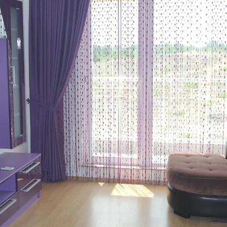 公寓 In Kristal Complex 内塞伯尔