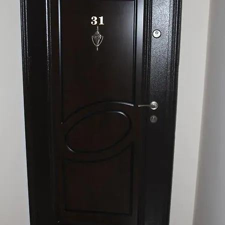 In Kristal Complex *